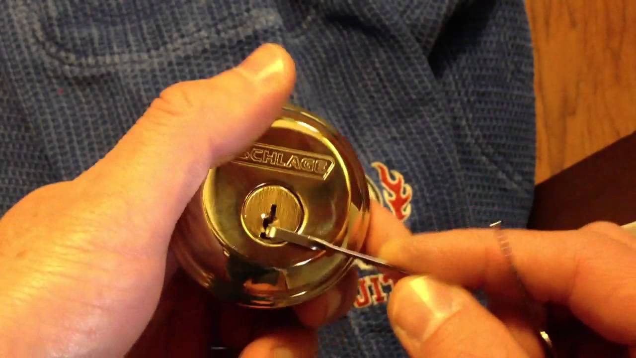 Schlage-Deadbolt